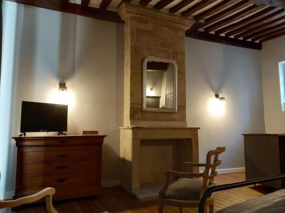 Authentique Studio Au Coeur De Bayeux Esterno foto